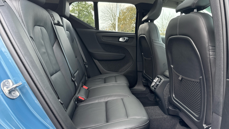 Volvo XC40 2.0 B3P Ultra Dark 5dr Auto Petrol Estate